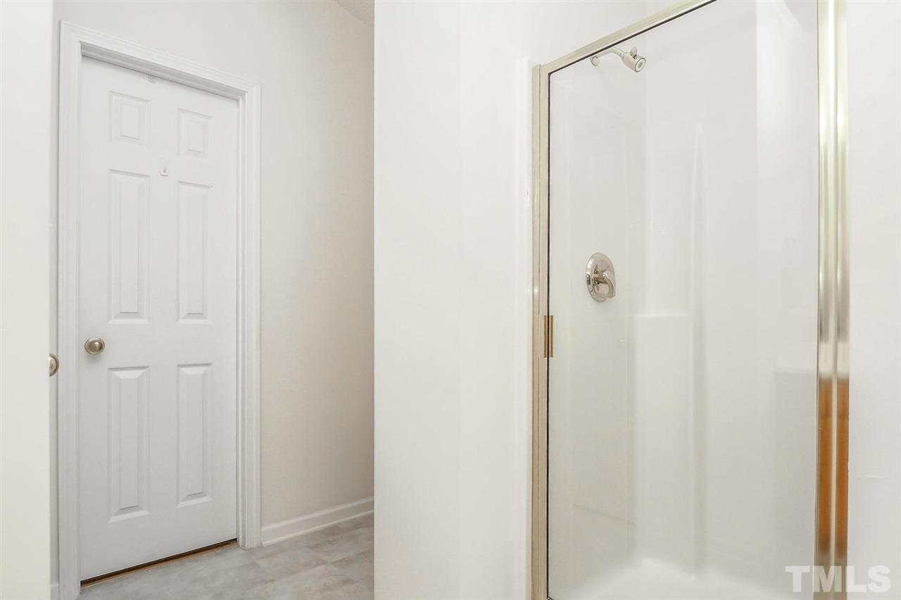 4636 Drewbridge Way Raleigh, NC 27604 - Photo 17 of 25