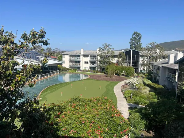 $3,800 | 1682 Circa Del Lago, Unit A305, San Marcos, CA 92078