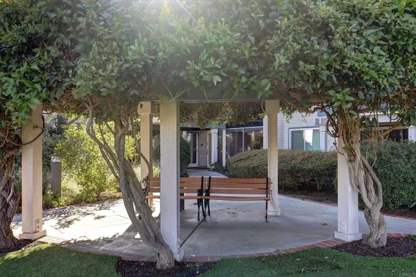 $3,800 | 1682 Circa Del Lago, Unit A305, San Marcos, CA 92078