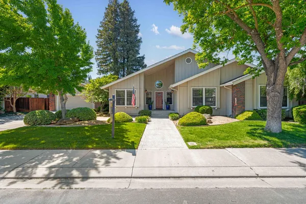 $869,900 | 3829 Mondrian Drive, Modesto, CA 95356