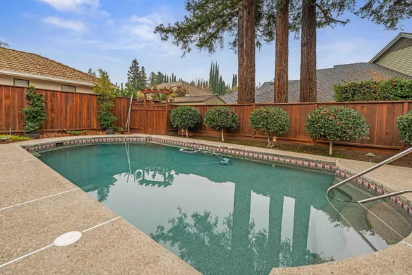 $869,900 | 3829 Mondrian Drive, Modesto, CA 95356