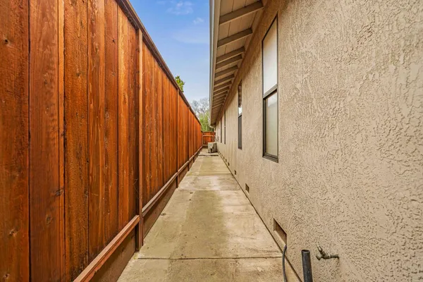 $869,900 | 3829 Mondrian Drive, Modesto, CA 95356