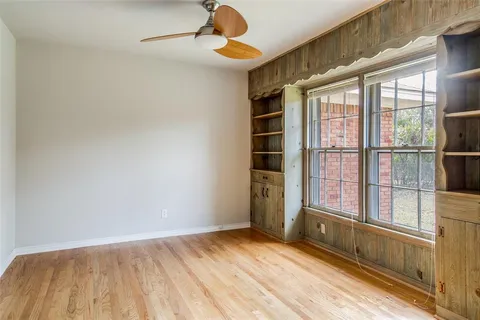$2,950 | 4120 Clover Lane, Dallas, TX 75220