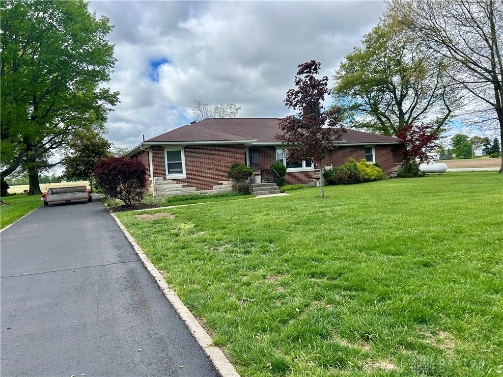 4490 Sweet Potato Ridge Road Englewood, OH 45322 - Photo 2 of 44