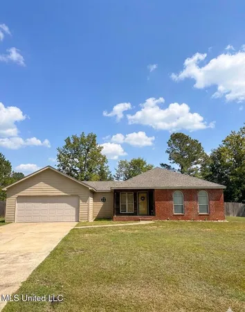 $219,000 | 412 Chenoa Avenue, Carthage, MS 39051