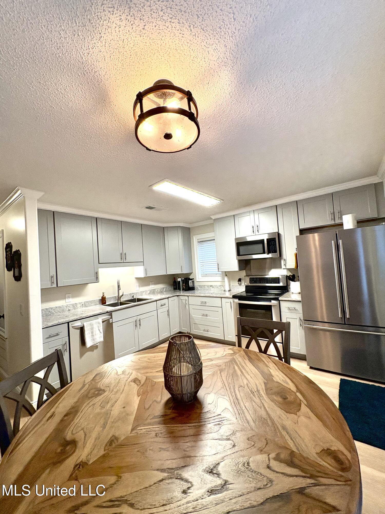 412 Chenoa Avenue Carthage, MS 39051 - Photo 3 of 23 IMG_4914