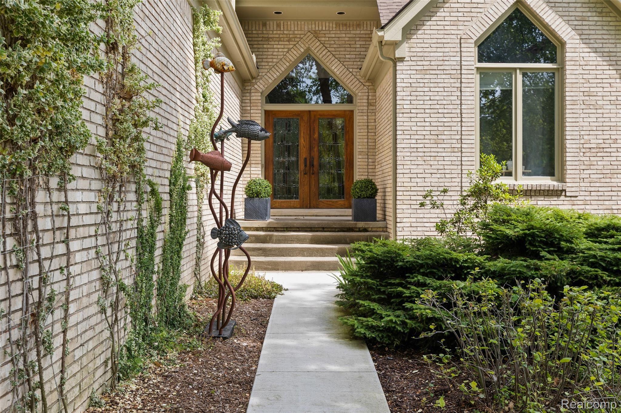 1710 Apple Ridge Court Rochester, MI 48306 - Photo 13 of 50 1710 Apple Ridge Ct-15.jpg