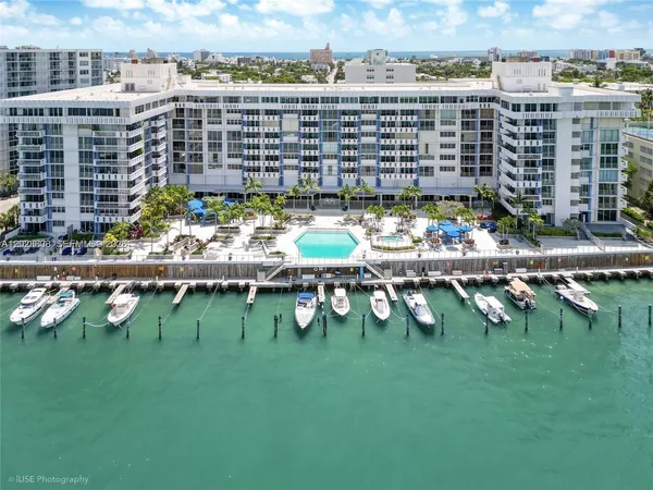 $2,050 | 800 West Avenue, Unit 414, Miami Beach, FL 33139