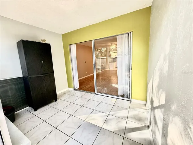 $2,100 | 4500 East Bay Drive, Unit 149, Clearwater, FL 33764