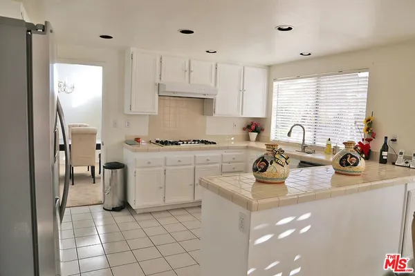 $679,900 | 3112 Caminito Lane, Palmdale, CA 93550