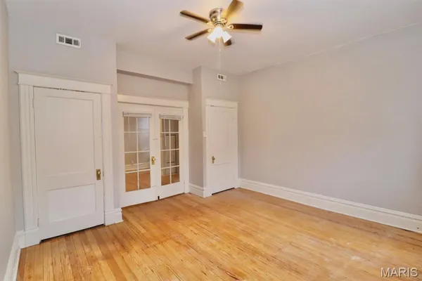 $700 | 3930 Nebraska Avenue, Unit 2, St. Louis, MO 63118