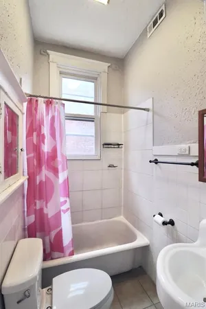 $700 | 3930 Nebraska Avenue, Unit 2, St. Louis, MO 63118