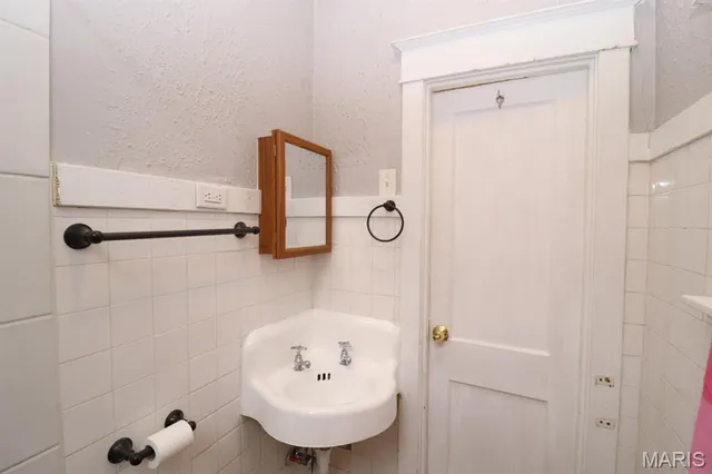 $700 | 3930 Nebraska Avenue, Unit 2, St. Louis, MO 63118