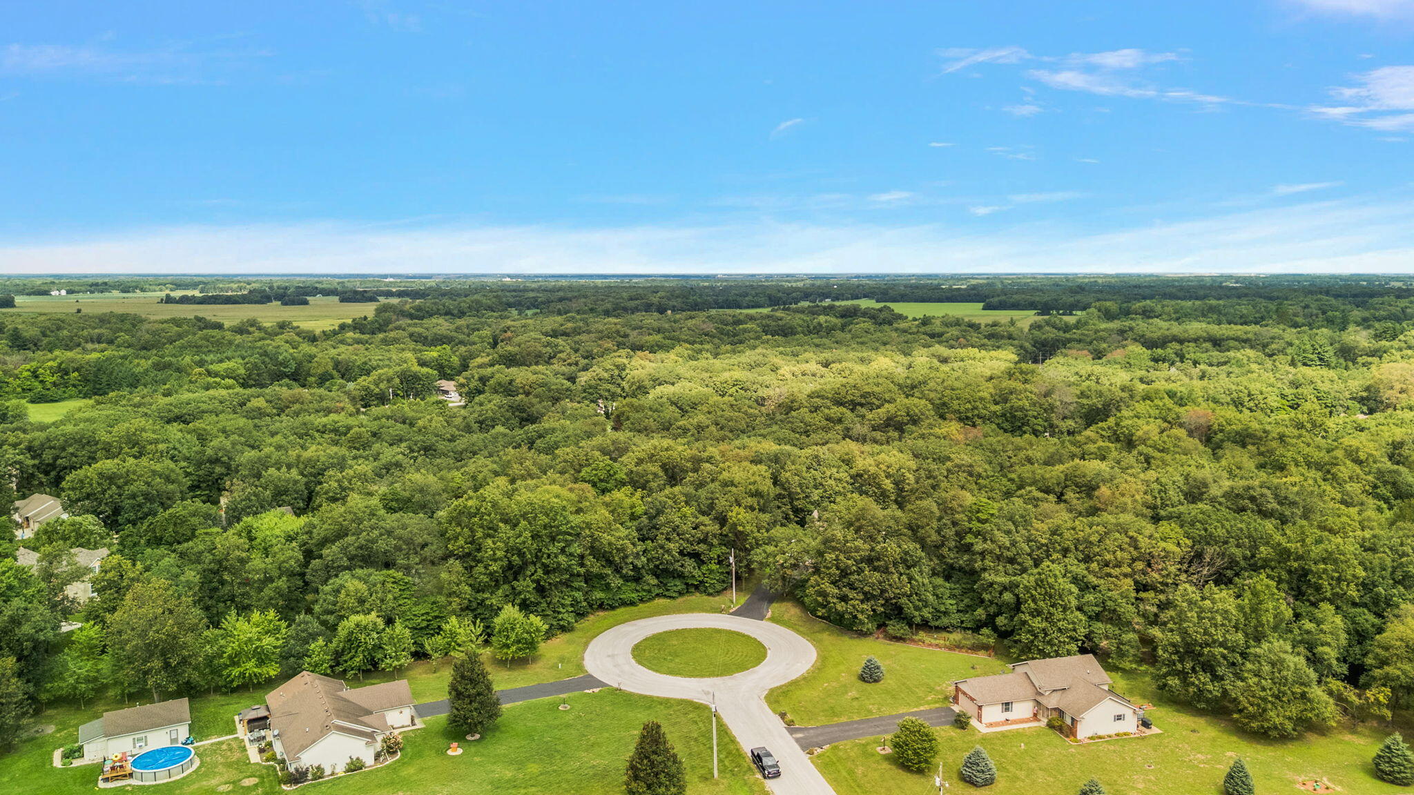 5338 East Lawler Court, Unit 67 Demotte, IN 46310 - Photo 4 of 49 a view of a garden