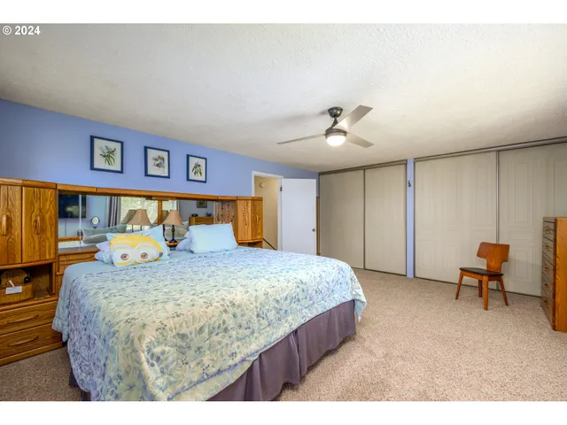 $649,000 | 2559 Glenbrook Loop Road, Riddle, OR 97469