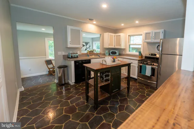 $349,900 | 31091 Carioca Road, Delmar, MD 21875