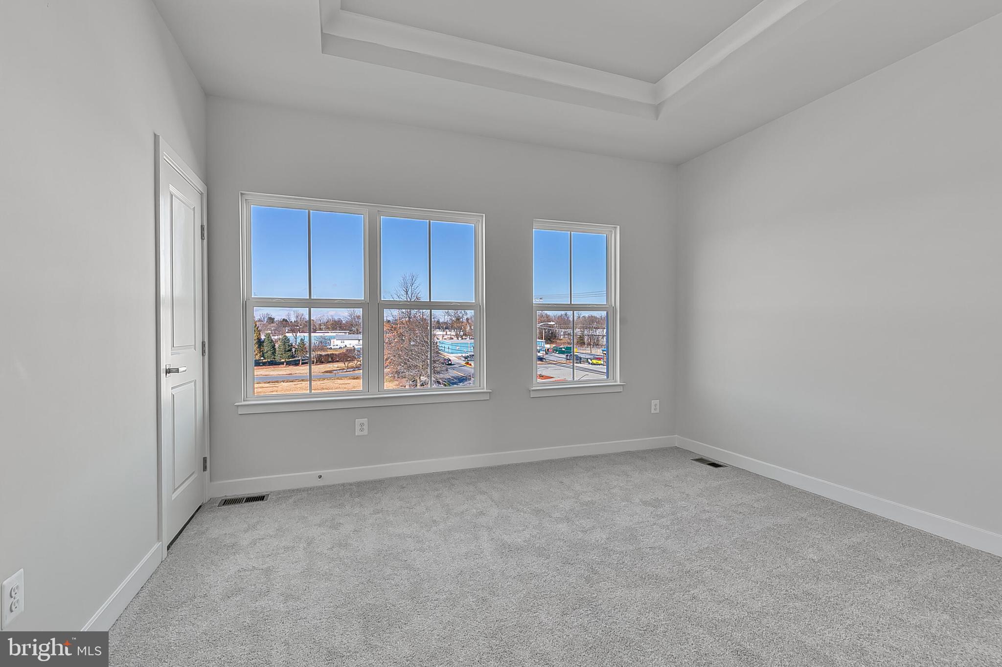 1 D Oasis Avenue Ranson, WV 25438 - Photo 29 of 38 an empty room with windows