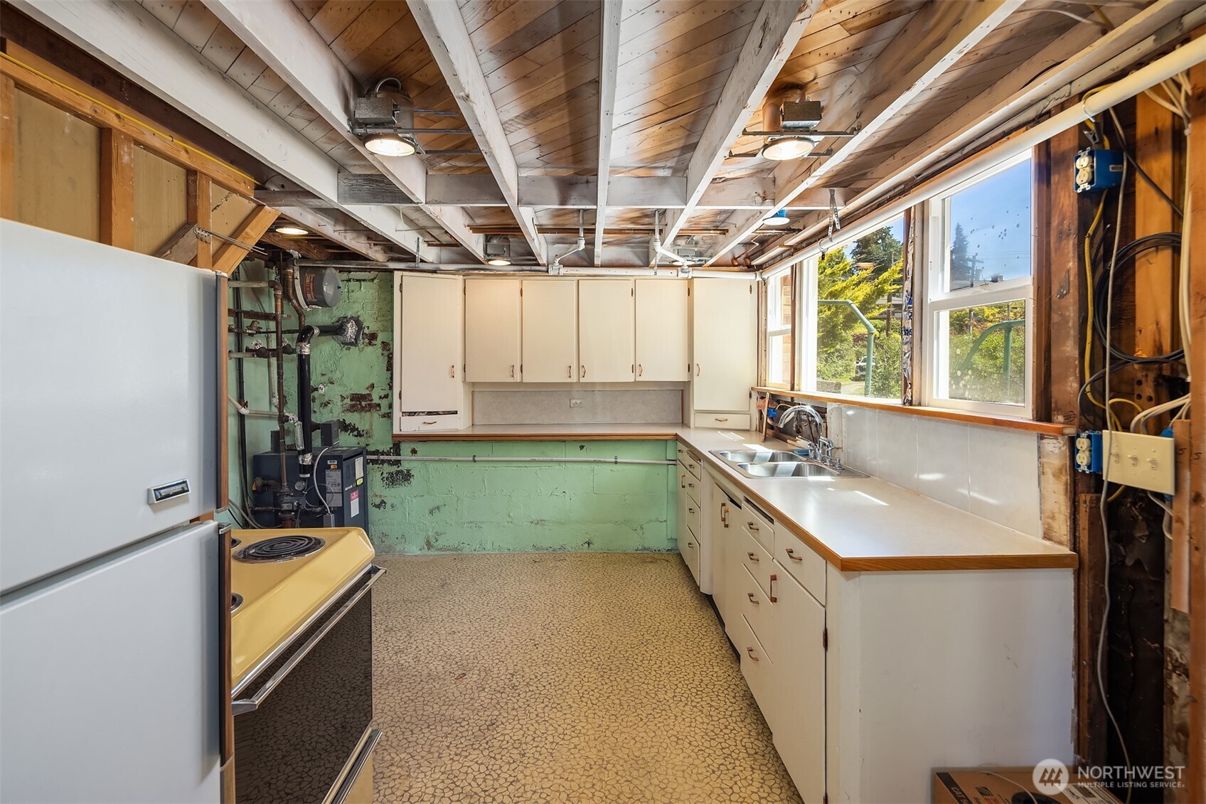 9421 190th Place Southwest Edmonds, WA 98020 - Photo 15 of 31