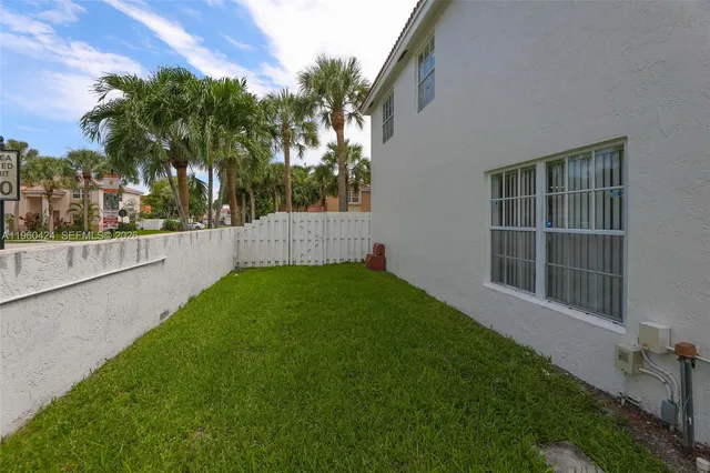 $760,000 | 13377 Northwest 7th Street, Plantation, FL 33325