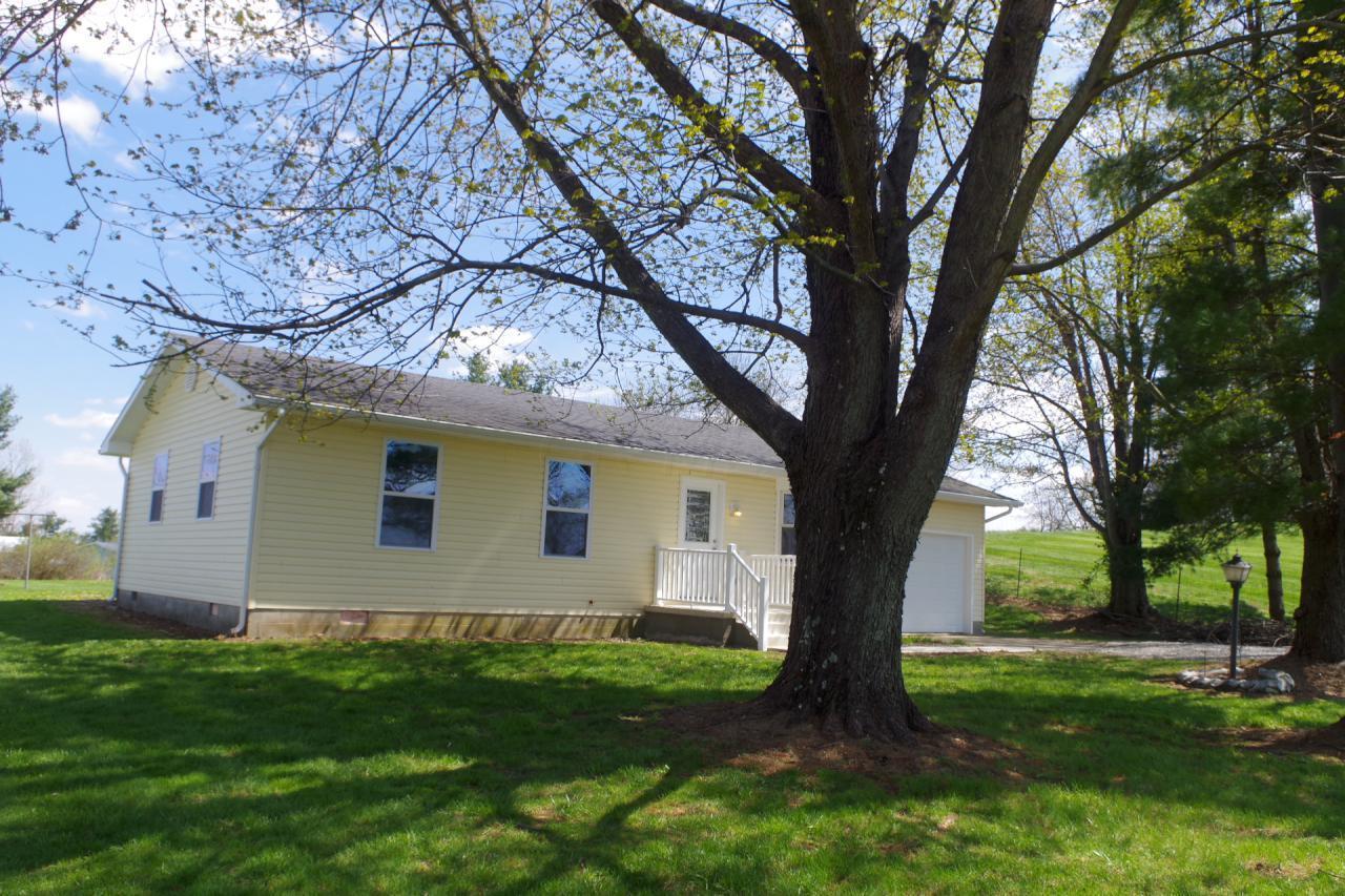 5790 Inskeep Road Northwest Washington Court House, OH 43160 - Photo 1 of 31