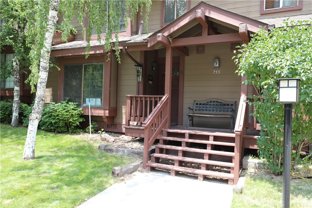 755 Cienega Road, Unit B Big Bear Lake, CA 92315 - Photo 2 of 33