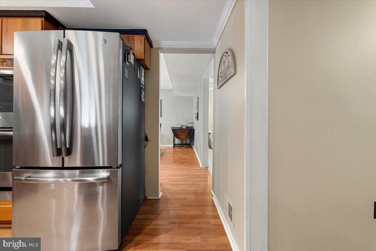 104 Gordons Corner Road Manalapan, NJ 07726 - Photo 11 of 55 Gallery Image 11