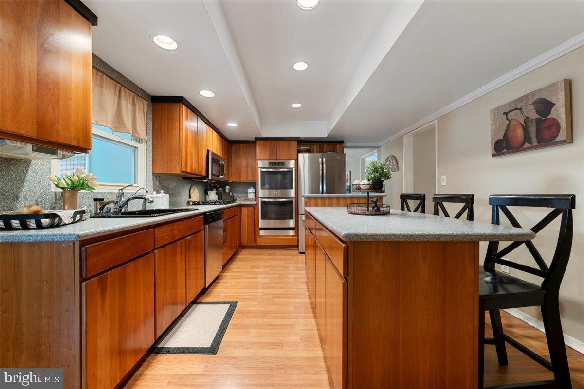104 Gordons Corner Road Manalapan, NJ 07726 - Photo 13 of 55 Gallery Image 13