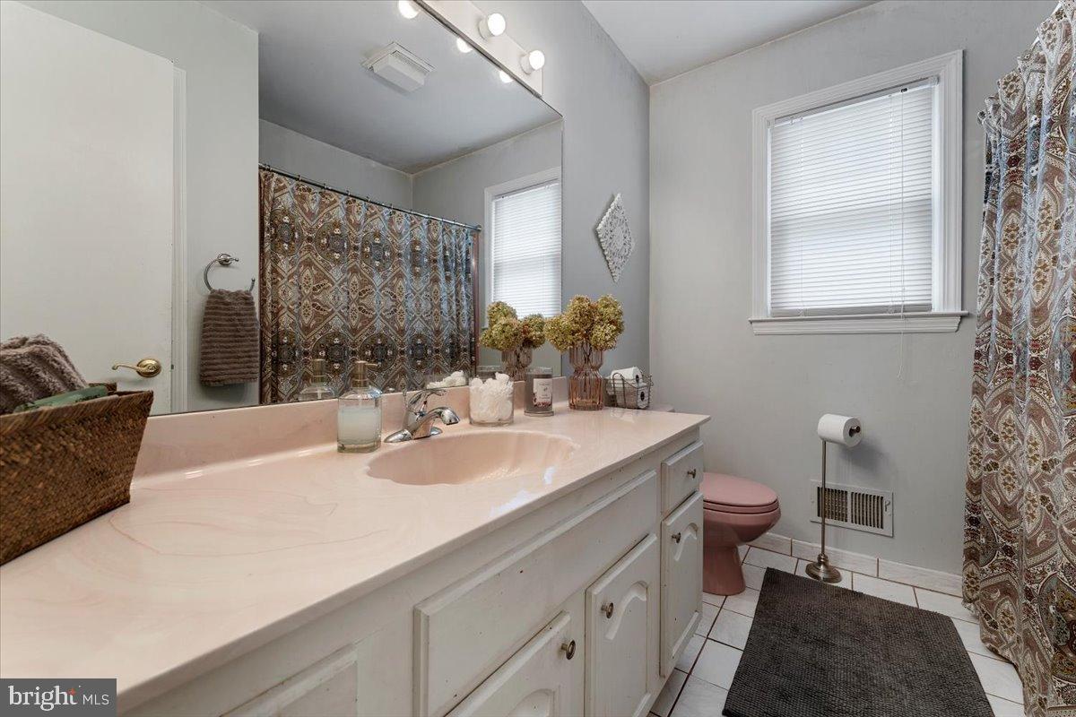 104 Gordons Corner Road Manalapan, NJ 07726 - Photo 31 of 55 Gallery Image 31