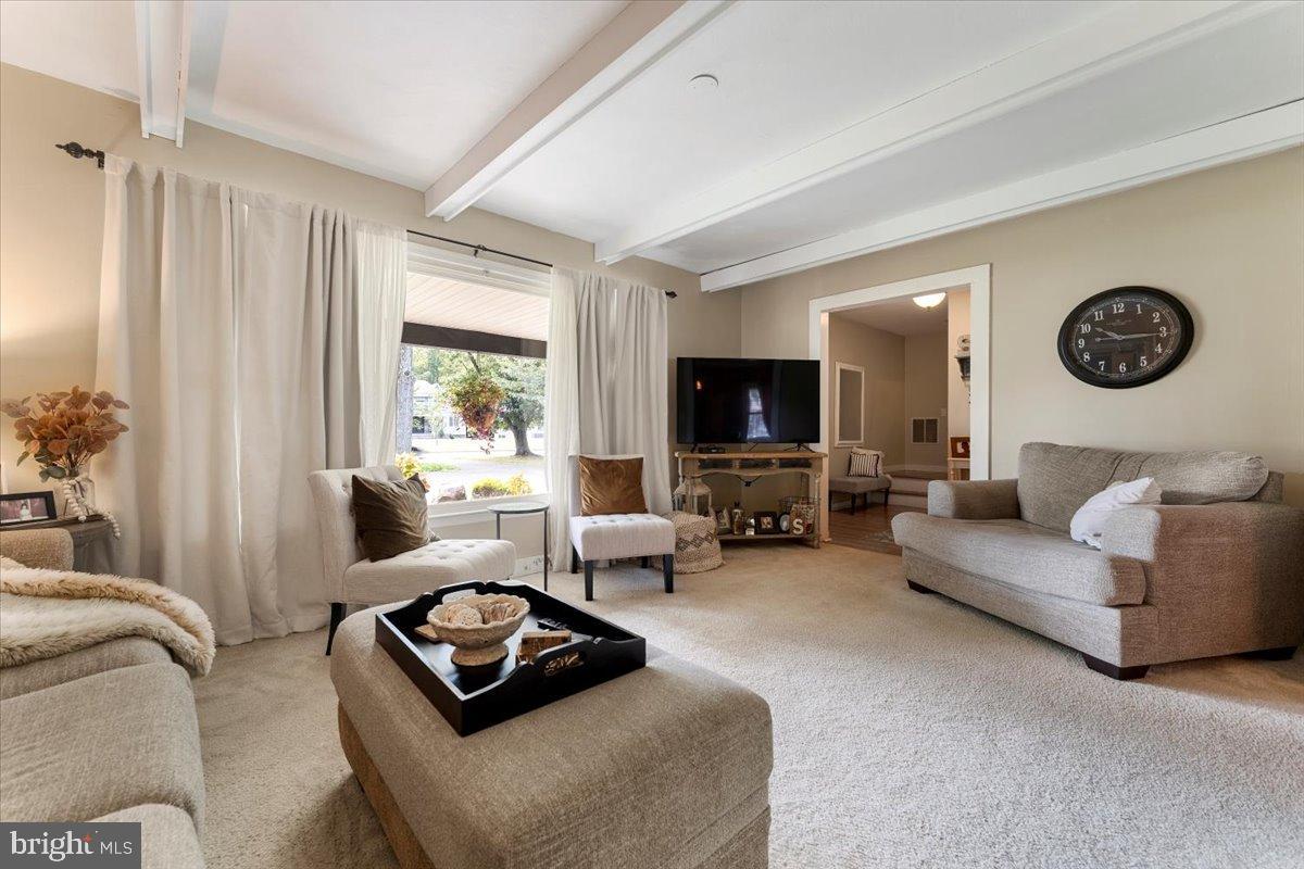 104 Gordons Corner Road Manalapan, NJ 07726 - Photo 8 of 55 Gallery Image 8