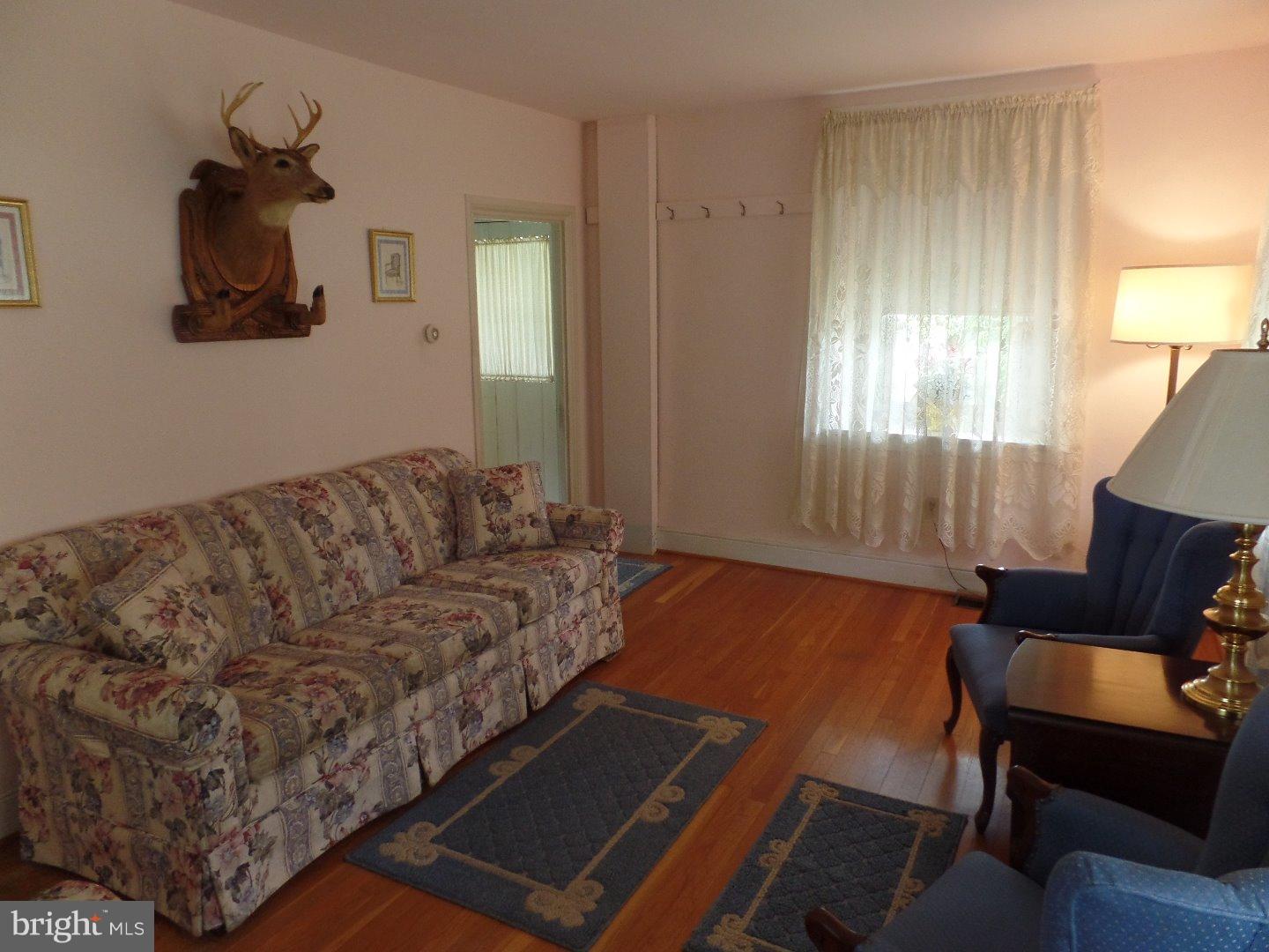 1184 West Thatcher Road Quakertown, PA 18951 - Photo 9 of 15 Living Room