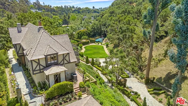 $37,500 | 1957 Mandeville Canyon Road, Los Angeles, CA 90049