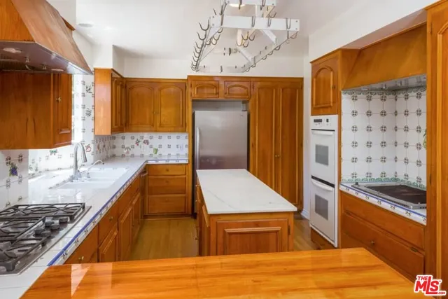 $37,500 | 1957 Mandeville Canyon Road, Los Angeles, CA 90049