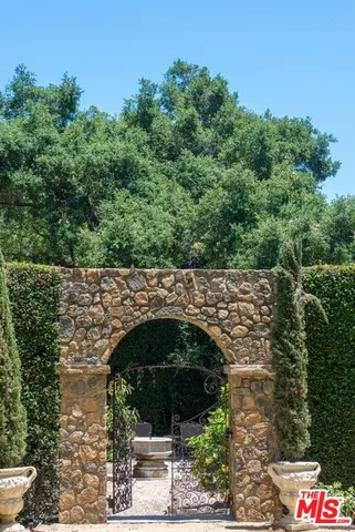 $37,500 | 1957 Mandeville Canyon Road, Los Angeles, CA 90049