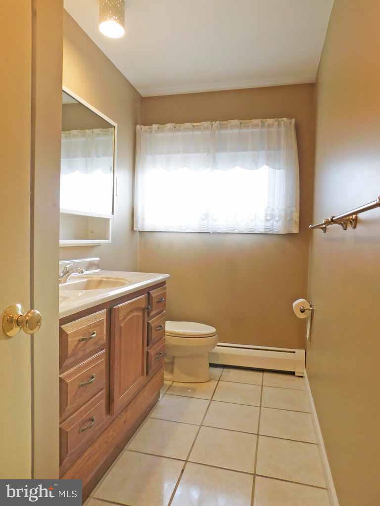 2 Falcon Road Levittown, PA 19056 - Photo 20 of 48 Master Bath