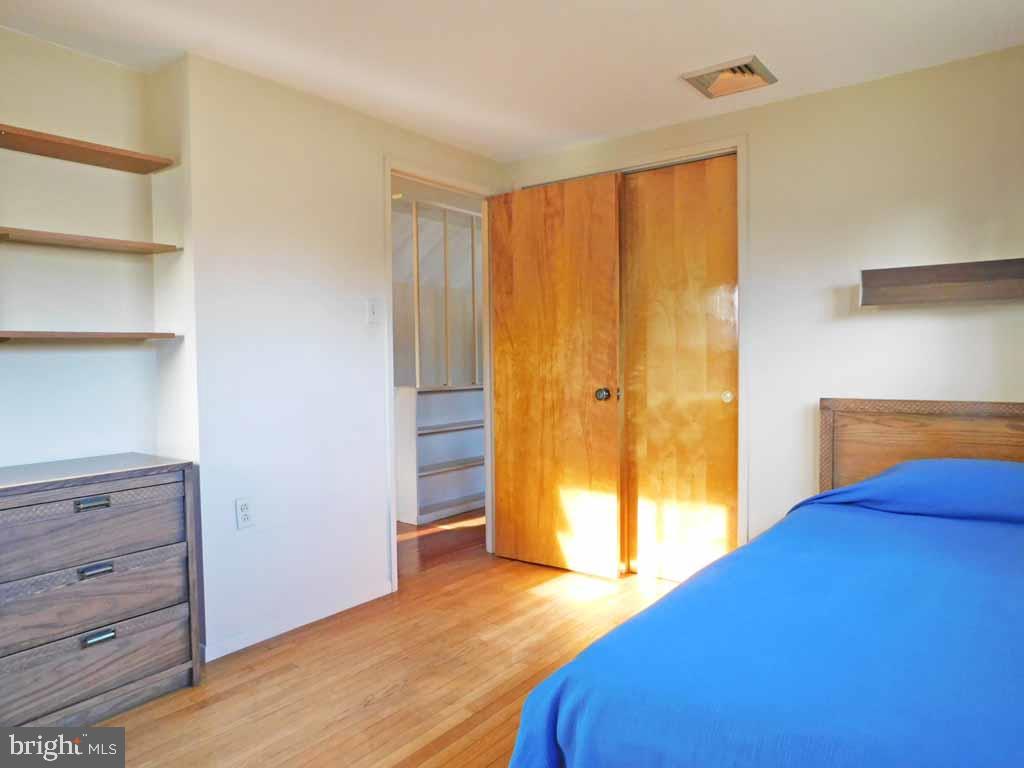 2 Falcon Road Levittown, PA 19056 - Photo 28 of 48 Second Floor-#4 Bedroom