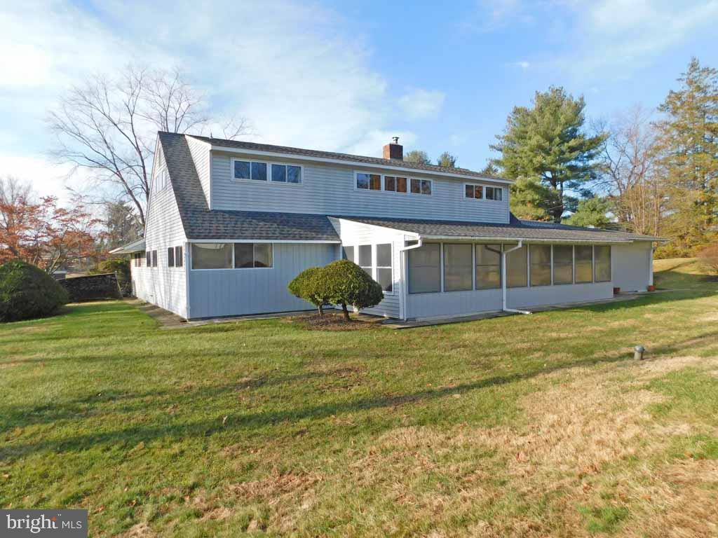 2 Falcon Road Levittown, PA 19056 - Photo 43 of 48 Rear View -Back and Side Yard