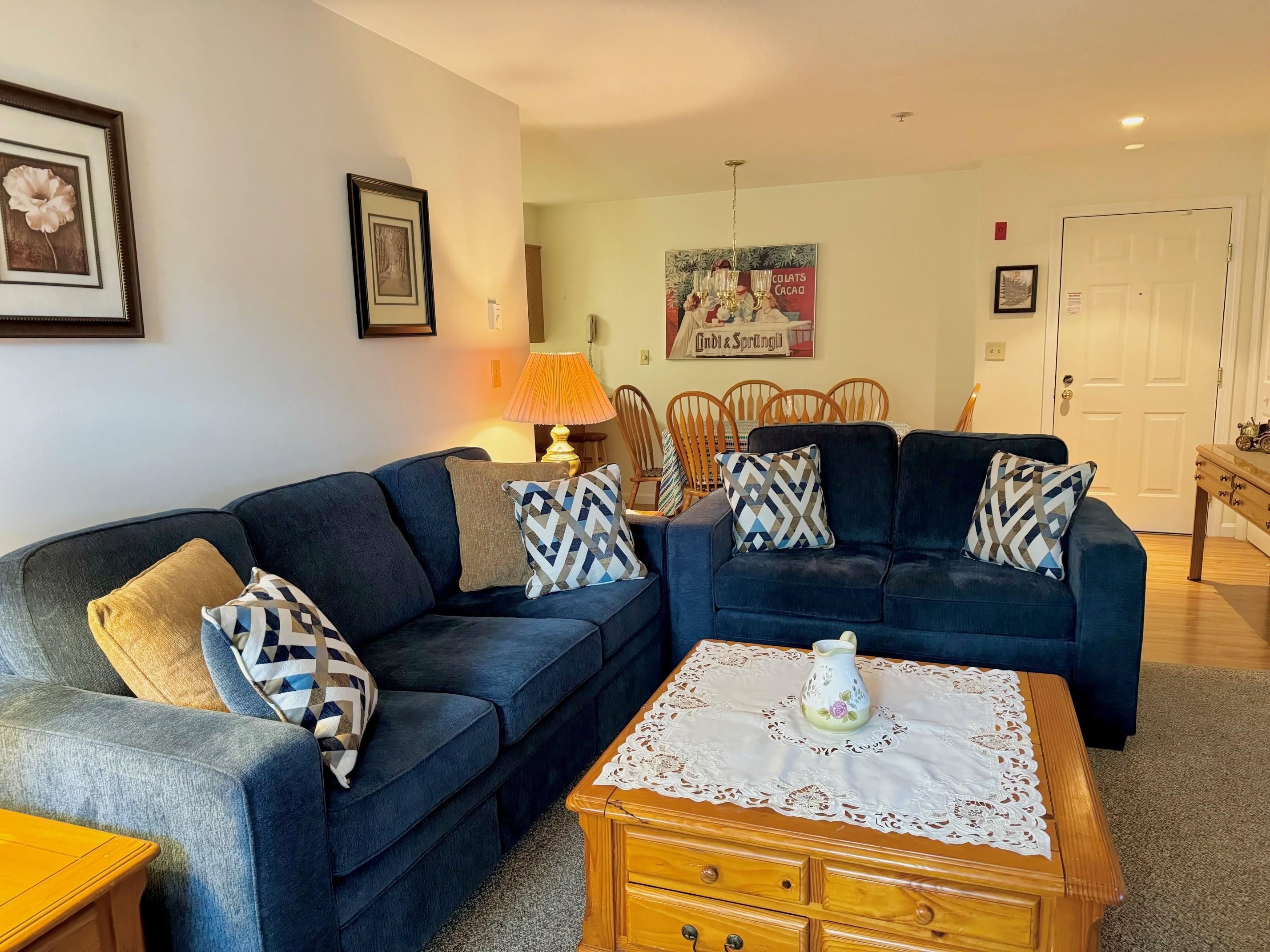 227 Main Street, Unit 201 Lincoln, NH 03251 - Photo 4 of 15