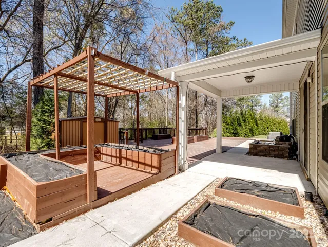 $600,000 | 4329 Hunton Dale Road Northwest, Concord, NC 28027