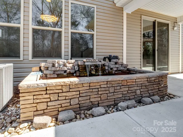 $600,000 | 4329 Hunton Dale Road Northwest, Concord, NC 28027