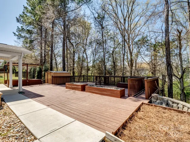 $600,000 | 4329 Hunton Dale Road Northwest, Concord, NC 28027