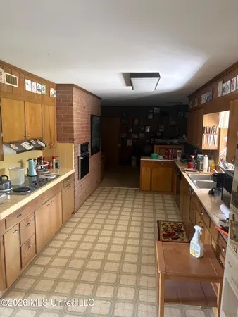 $695,000 | 200 Gloucester Road, Natchez, MS 39120