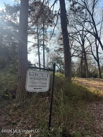$695,000 | 200 Gloucester Road, Natchez, MS 39120