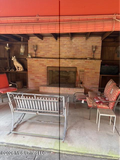 200 Gloucester Road Natchez, MS 39120 - Photo 8 of 23 IMG_1303