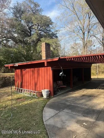 $695,000 | 200 Gloucester Road, Natchez, MS 39120