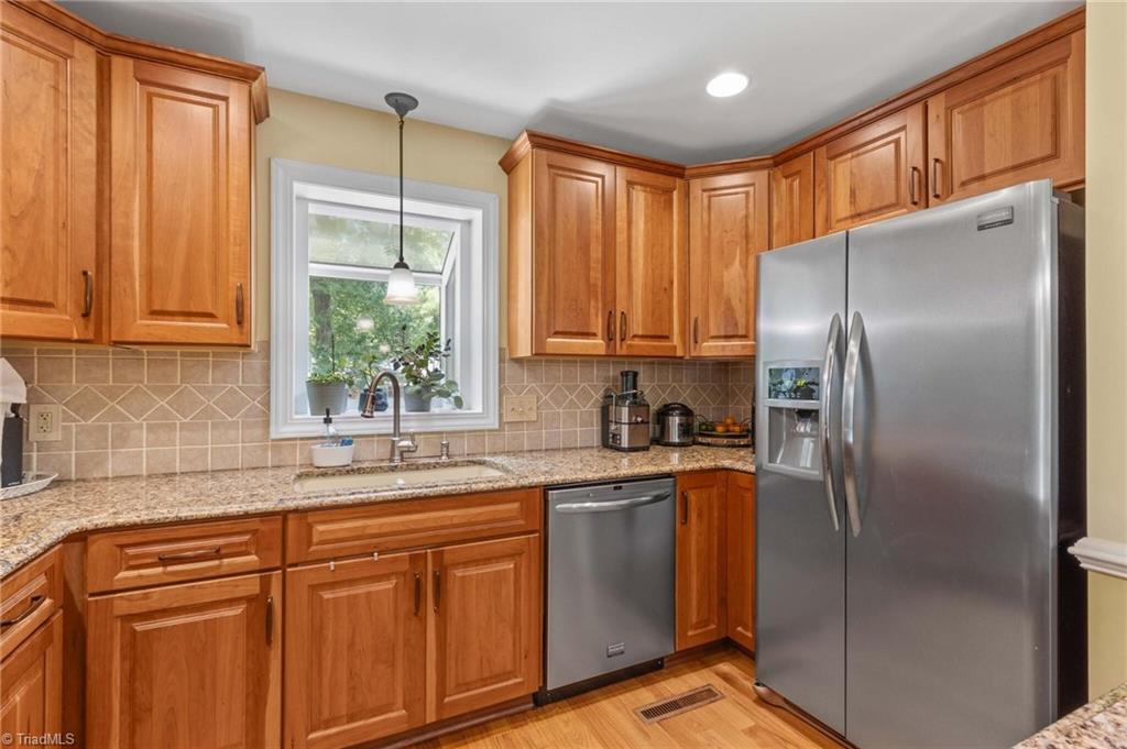 1522 Daybreak Ridge Road Kannapolis, NC 28081 - Photo 19 of 50 Gallery Image 19