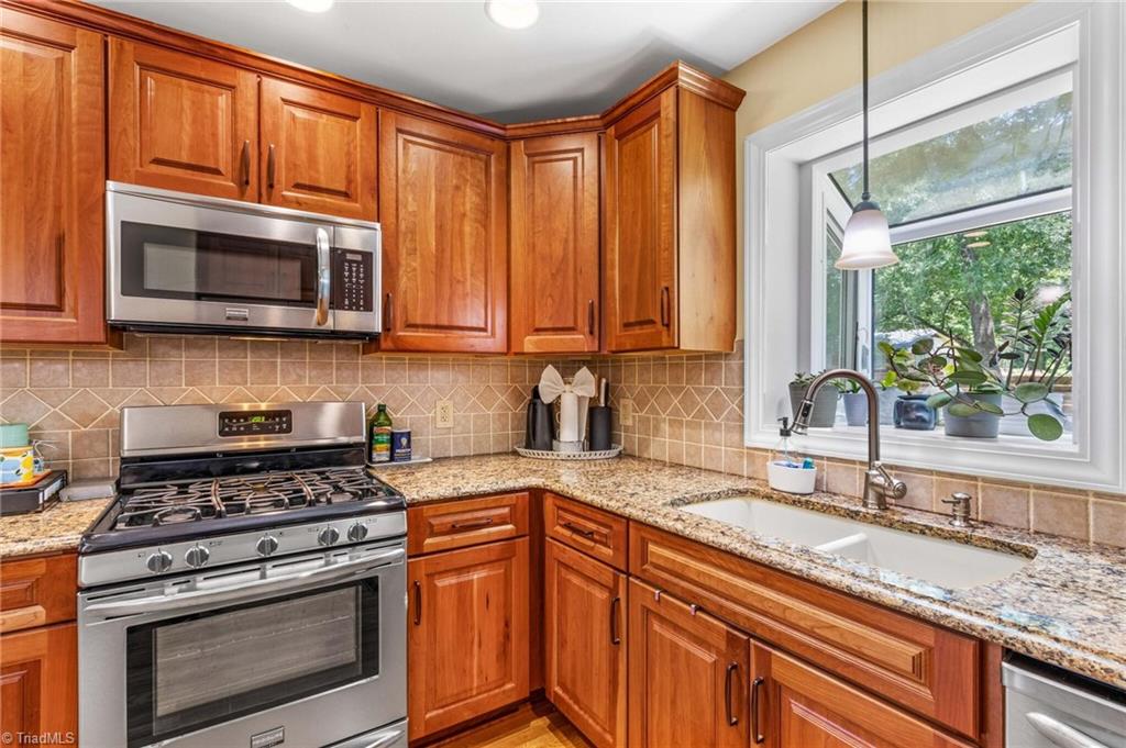 1522 Daybreak Ridge Road Kannapolis, NC 28081 - Photo 20 of 50 Gallery Image 20