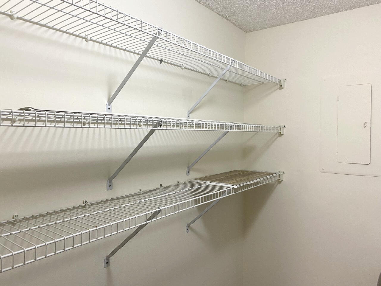 6620 Boca Del Mar Drive, Unit 402 Boca Raton, FL 33433 - Photo 33 of 53 Laundry 2