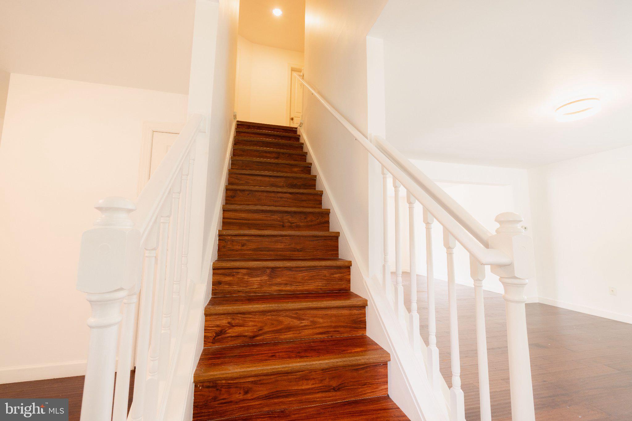 25 Killinger Road Etters, PA 17319 - Photo 11 of 25 Inviting staircase to new beginnings.