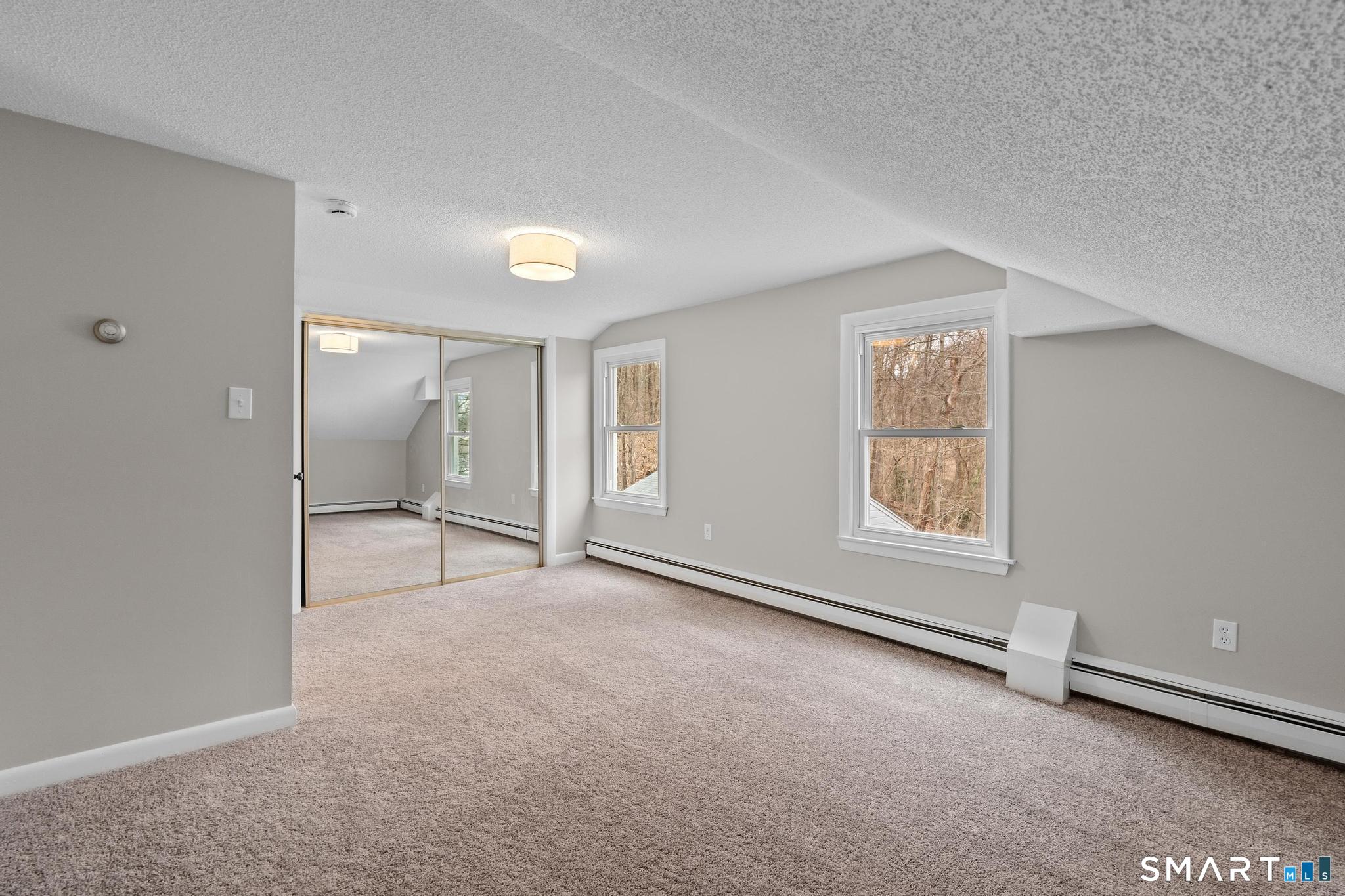 25 Mountain Road Simsbury, CT 06081 - Photo 23 of 39