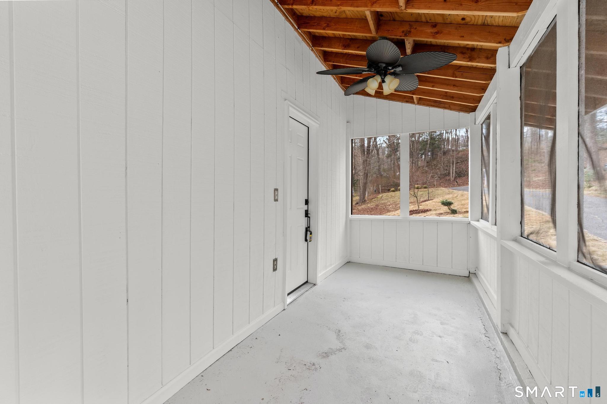 25 Mountain Road Simsbury, CT 06081 - Photo 31 of 39